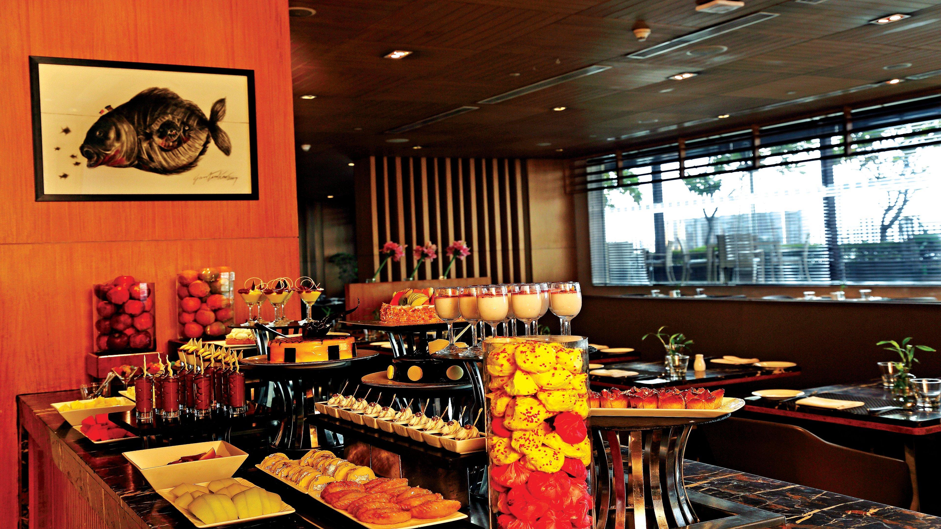 Holiday Inn New Delhi Mayur Vihar Noida By Ihg Zewnętrze zdjęcie The Club Lounge at the Hong Kong International Convention and Exhibition Centre