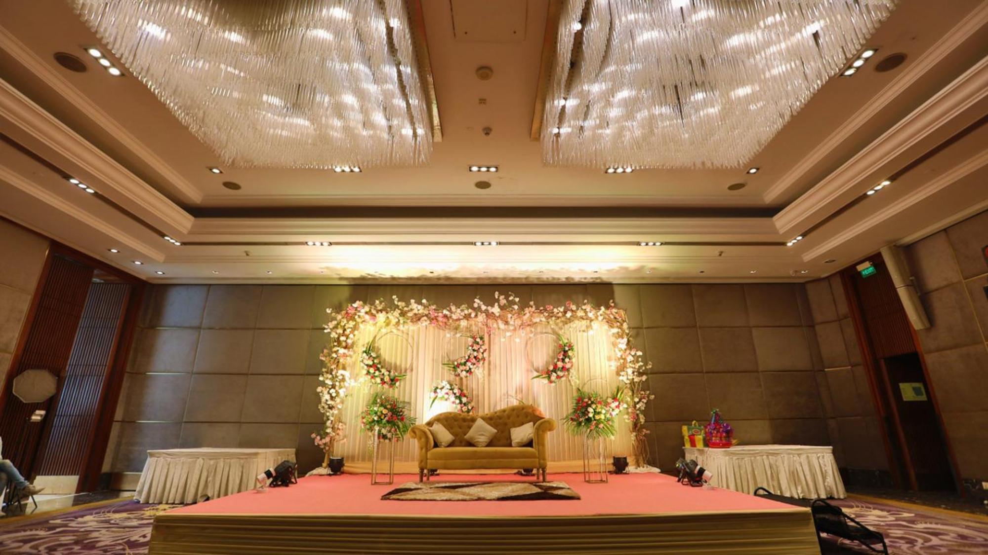 Holiday Inn New Delhi Mayur Vihar Noida By Ihg Zewnętrze zdjęcie The Grand Ballroom
