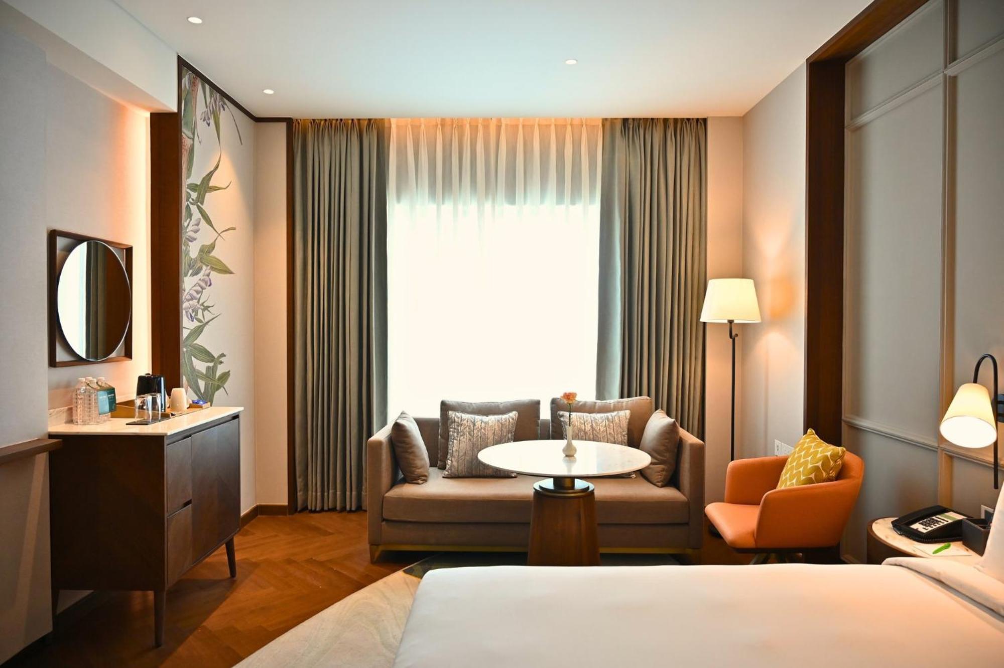 Holiday Inn New Delhi Mayur Vihar Noida By Ihg Zewnętrze zdjęcie
